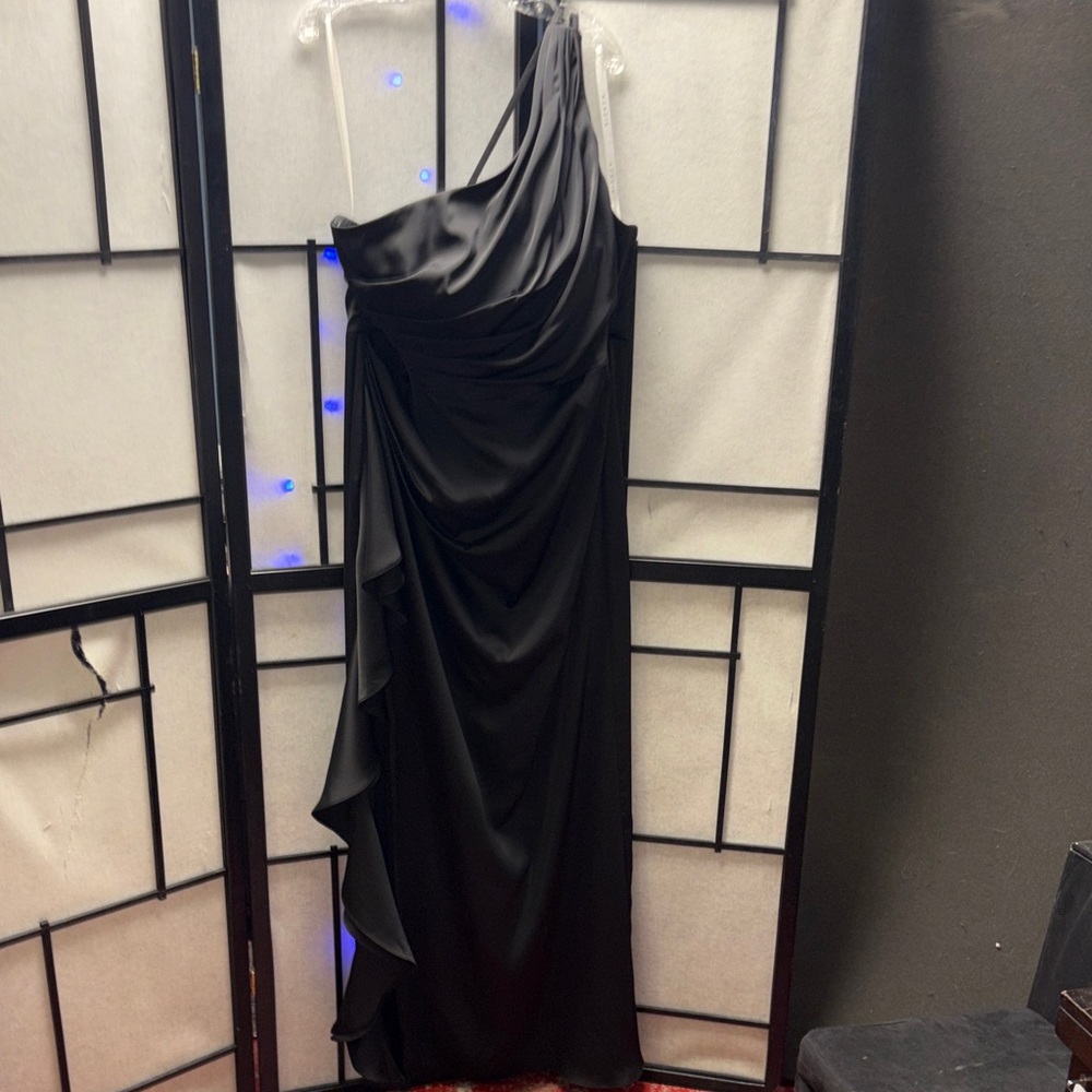 Azazie Black One-Shoulder Gown